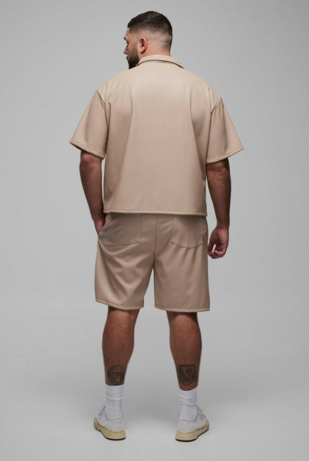 قميص بوهو مان جلد بيج